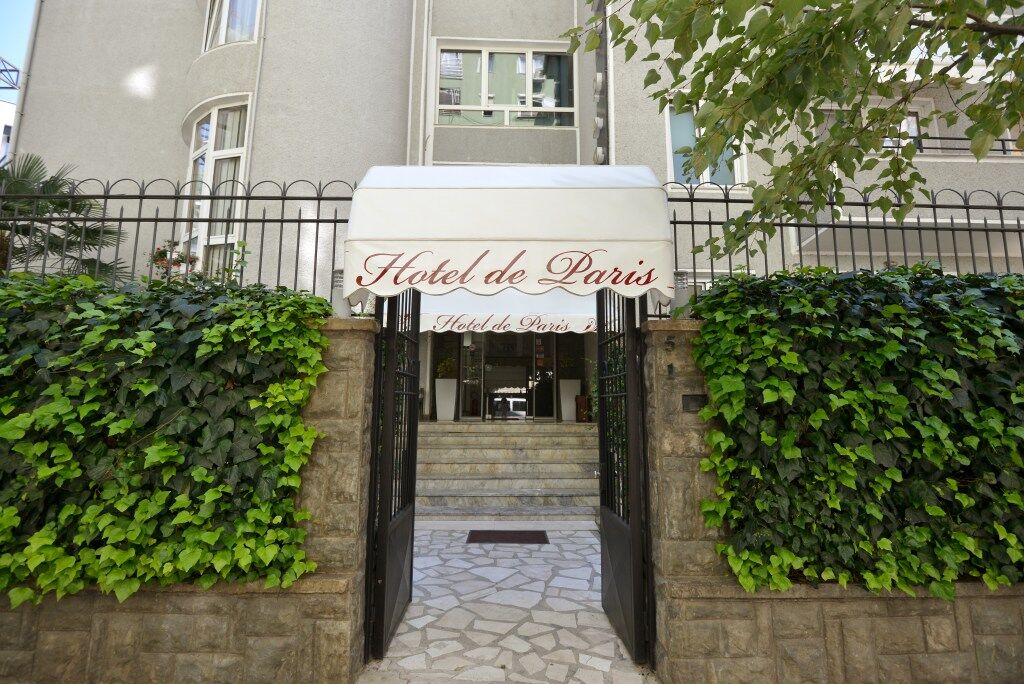 Hotel De Paris Тирана Экстерьер фото